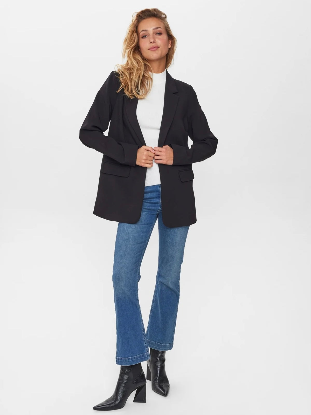 Nuronja Blazer
