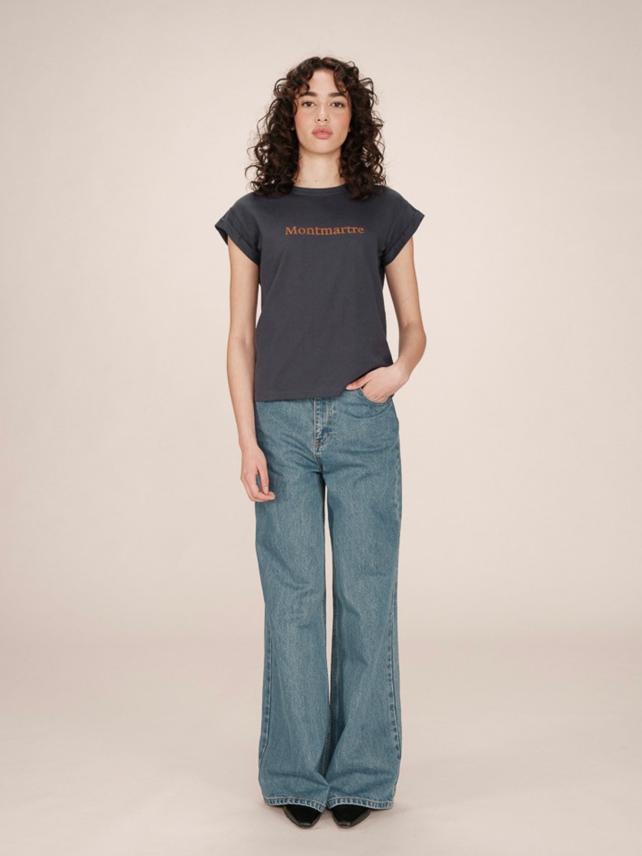 T-shirt mit verschiedene Schriftzüge