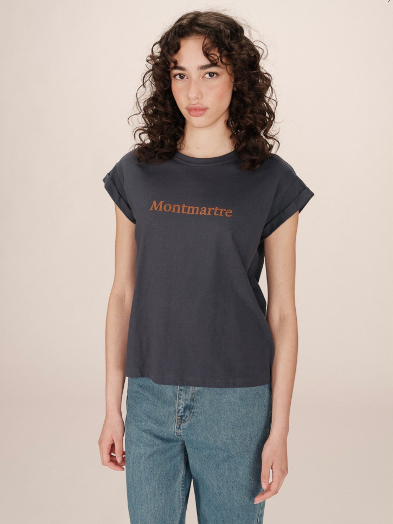 T-shirt mit verschiedene Schriftzüge