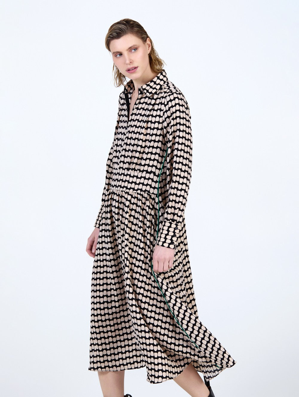 Kleid mit Polka-Dots
