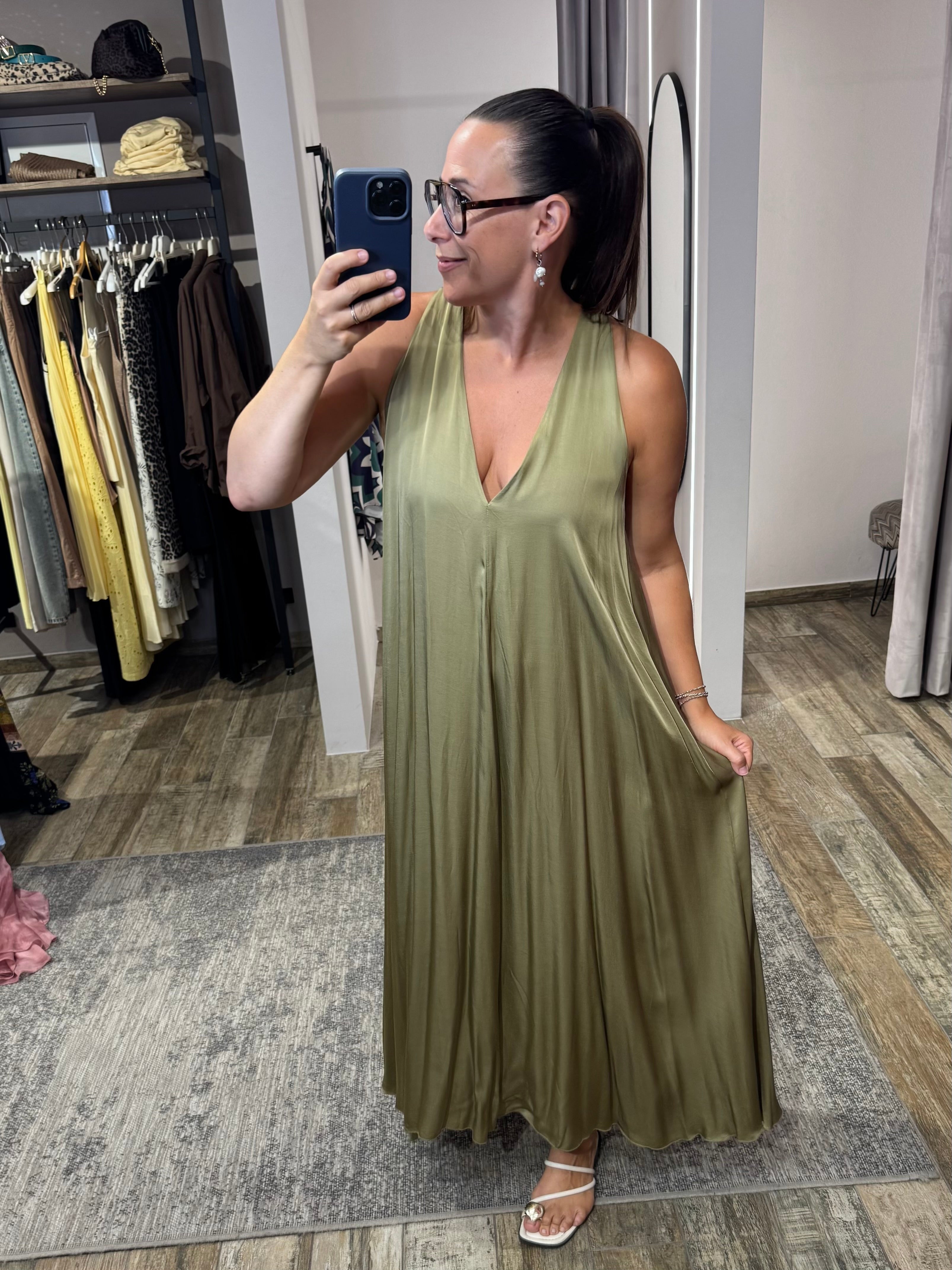 maxi kleid mit v-ausschnitt