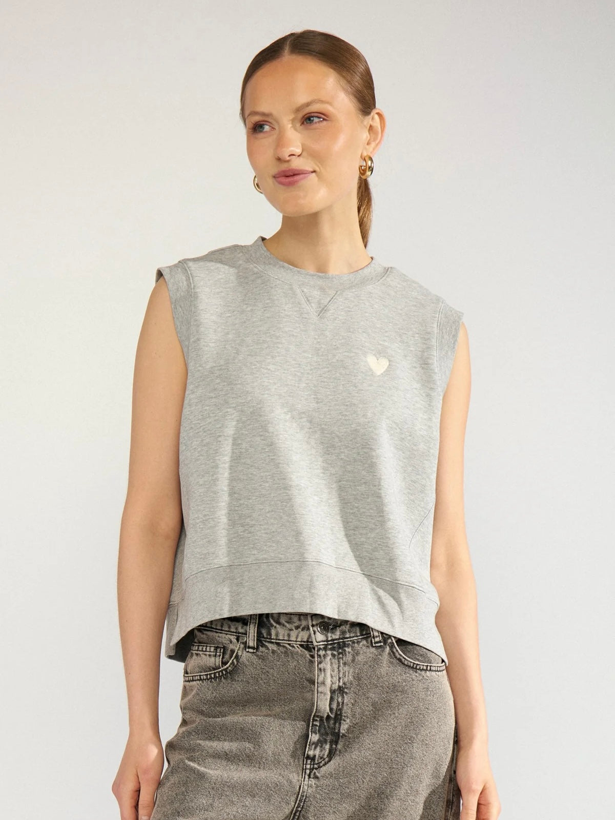 Nunathalie Vest