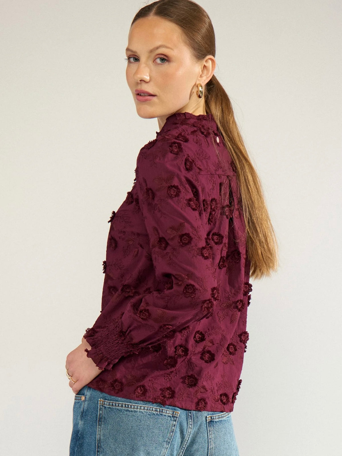 Nualenea Bluse