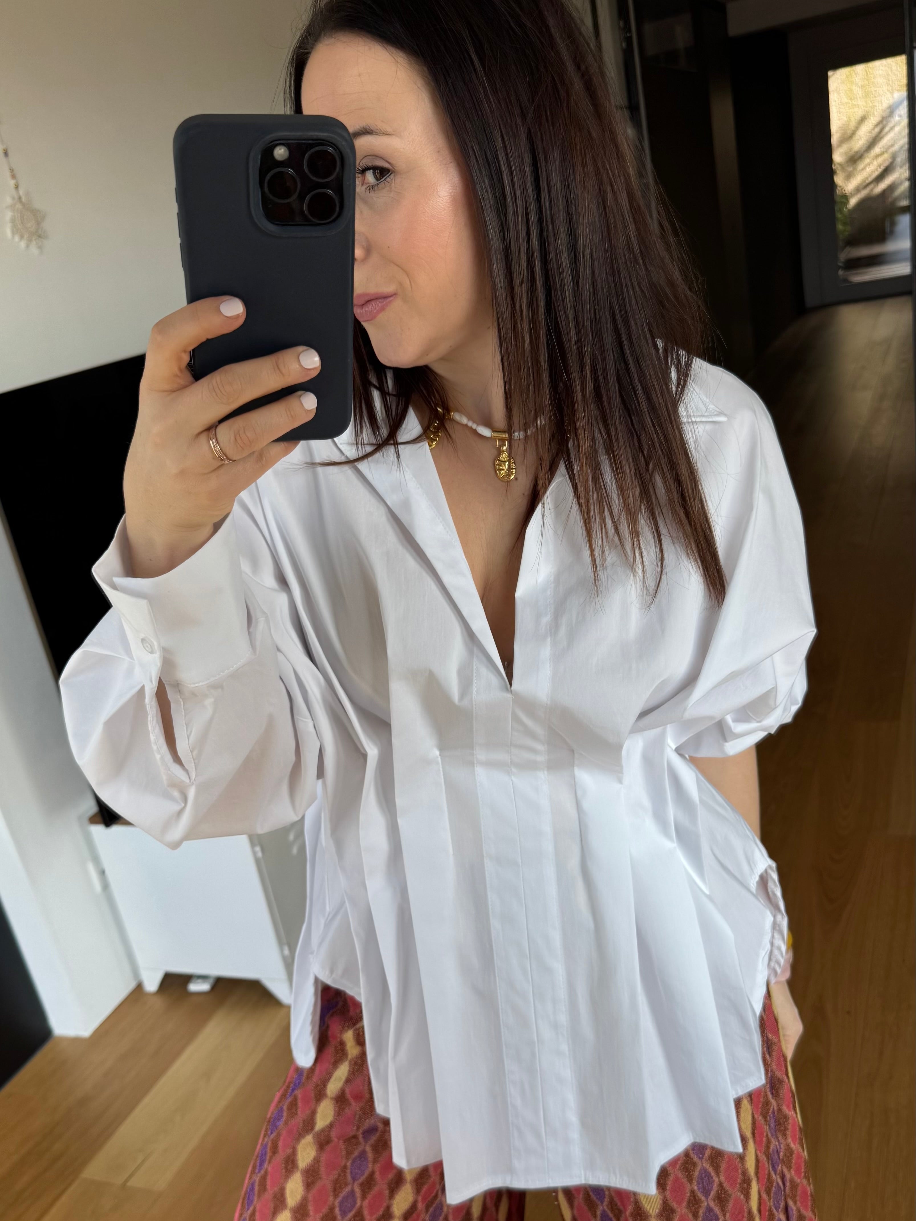 Bluse mit Falten