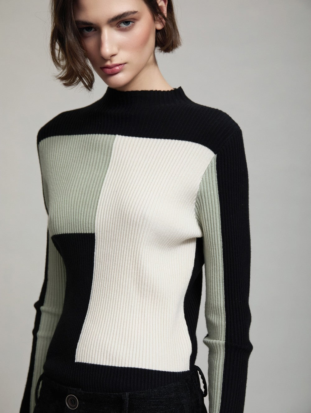 Colorblock Pullover